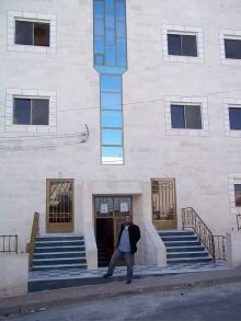 شقة جديدة للبيع بطبربور/مقابل صالة ليالي الشرق،طابق ثاني 173م+مصعد