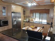 شقة مميزه جدا للبيع ضاحية الامير حسن