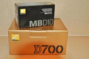 WTS:NIKON D700 WITH FULL ACCESSORIES