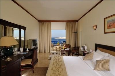 فندق جراند اوسيس ريزورت شرم الشيخ ( يقع في خليج القرش )