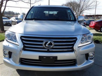 FOR SALE : Lexus LX 570 2013