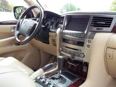 FOR SALE LEXUS LX 570 2013 MODEL