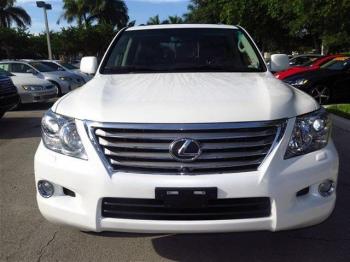 SELLING LEXUS LX 570 2011