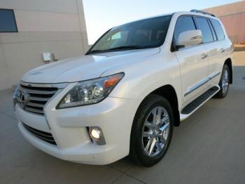 OFFER SALE: 2013 LEXUS LX 570 V8.