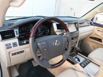 SELLING: 2013 LEXUS LX 570, Gulf Specs.