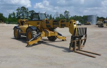 IT# 276-2005 Caterpillar TH580B Telescopic Forklift