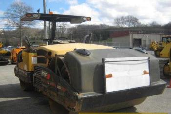 IT# 1225-2002 Hypac C784 Tandem Roller