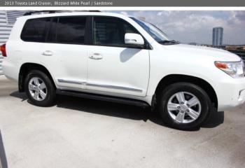 تويوتا لاند كروزر 2014 أبيض للبيع هنا هو بلدي ال WhatsApp +2347013991405