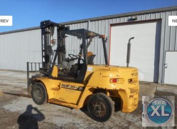 IT# 172-2009 Hyundai HDF70-75 Forklift