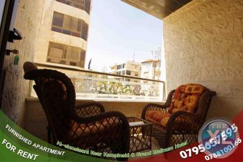 شقة مفروشة في عمان الاردن الشميساني بالقرب من فندق الكمبنسكي وجراند ملينيوم