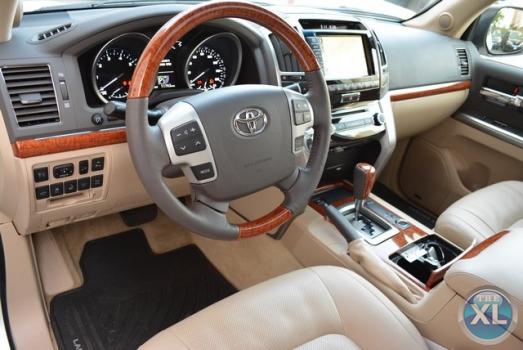 2014 Toyota Land Cruiser Base SUV 4x4