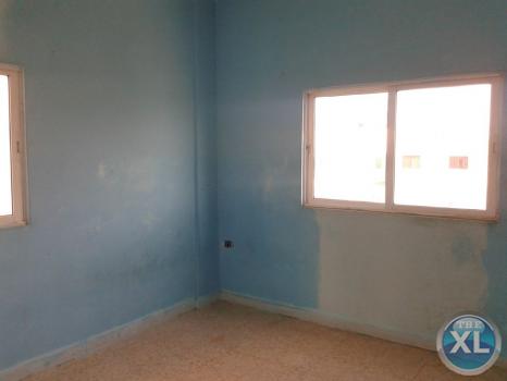 شقة للايجار في ابو علندا/ المستندة