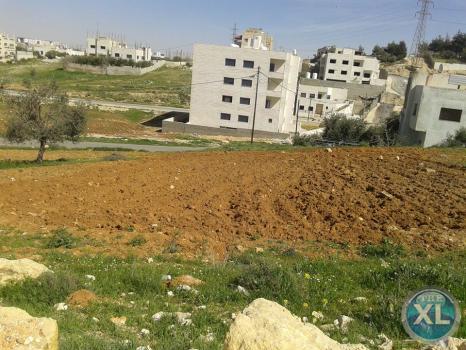 ارض للبيع في البنيات/ قرب أكاديمية القادة الدولية - تبعد 345م عن شارع المطار