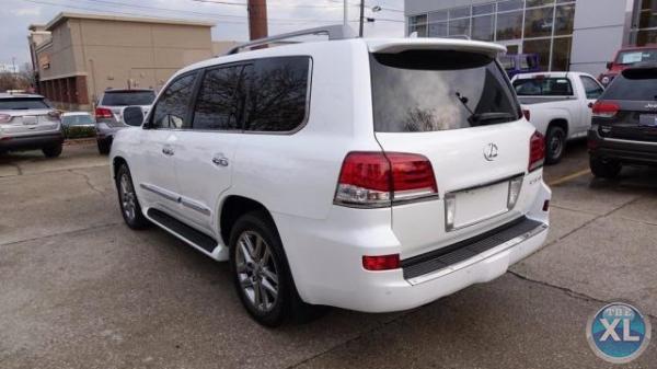 لكزس LX 570 2015 لسعر جيد جدا