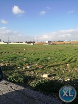 ارض للبيع في القسطل / تبعد كيلومتر واحد عن شارع المطار