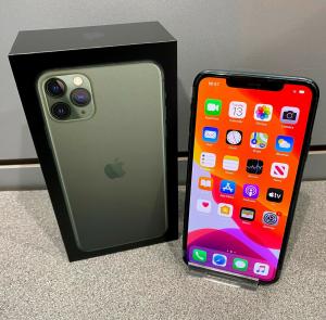 Brand New Factory Unlocked Apple iPhone 11 & 12 Pro Max 256GB